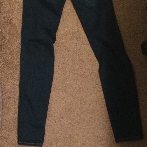 American Eagle Destructed Jeggings! - Picture 5 of 5